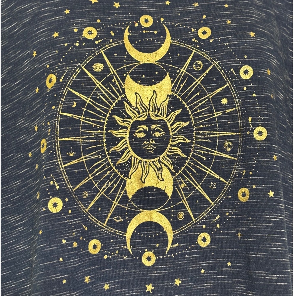 Tru Self Graphic Tee Women XL Navy Blue Gold Celestial Sun Moon NWOT Excellent